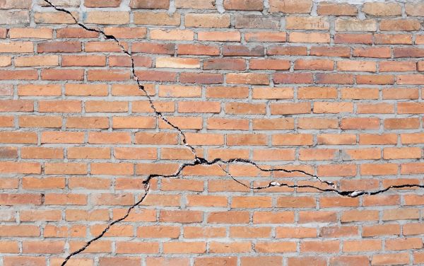 Cracked Brick Repair in Mechanicsburg